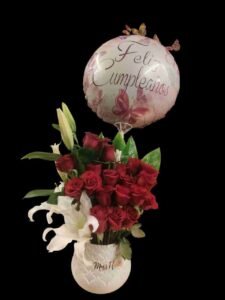 #210 Arreglo floral ¨ LyR¨