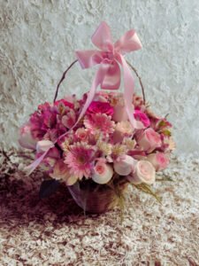 #332 🌸   Encanto Rosé – Canastilla Floral Premium