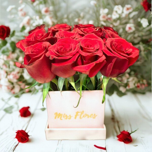 #162 Caja de Lujo 12 rosas